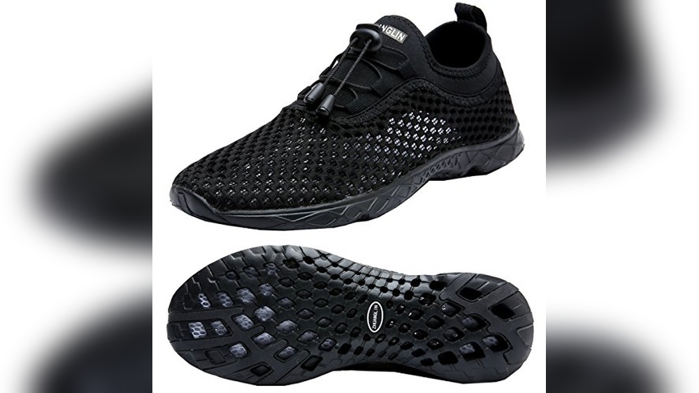 Zhuanglin Men’s Quick Drying Aqua Shoes Review: Fast Drain & All-Terrain